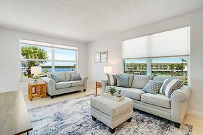 Waterfront Retreat in Longboat Key