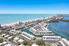 Waterfront Retreat in Longboat Key