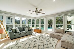 Sarasota Waterfront Pool Home With Dock