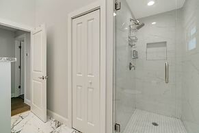 Sarasota Waterfront Pool Home With Dock