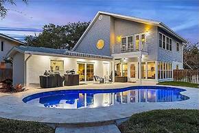 Sarasota Waterfront Pool Home With Dock