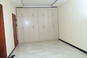 PrimeNest - 3 bedroom Apartment