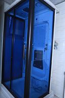 PrimeNest - 3 bedroom Apartment