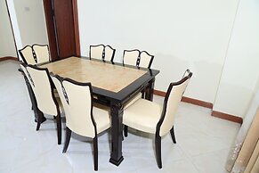 PrimeNest - 3 bedroom Apartment