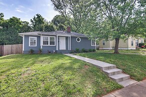 < 2 Mi to Uptown Charlotte: Home w/ Large Yard!