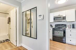 < 2 Mi to Uptown Charlotte: Home w/ Large Yard!