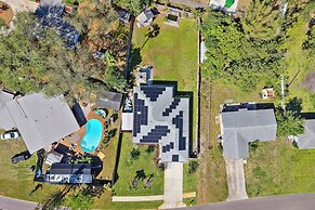 Sleek Home w/ Hot Tub, Koi Pond & Yard in Seminole