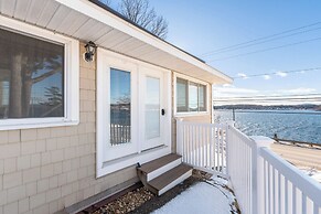 Steps to Beach: Lake-view Laconia Getaway!