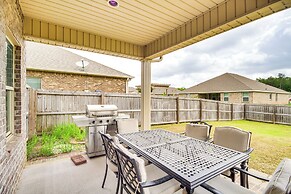 10 Mi to Gulfport Beaches: Family Home w/ Patio