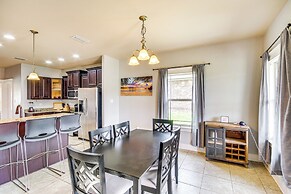 10 Mi to Gulfport Beaches: Family Home w/ Patio