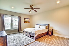 10 Mi to Gulfport Beaches: Family Home w/ Patio