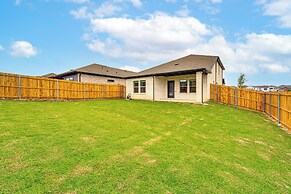 Pool Access: Modern Retreat in Lowry Crossing!