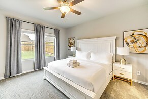 Pool Access: Modern Retreat in Lowry Crossing!