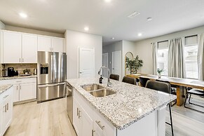 Pool Access: Modern Retreat in Lowry Crossing!