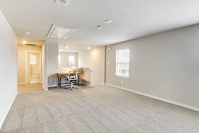 Pool Access: Modern Retreat in Lowry Crossing!