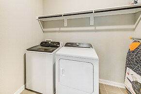 Pool Access: Modern Retreat in Lowry Crossing!