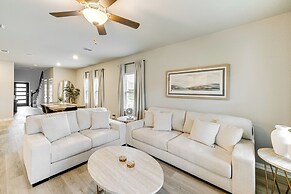 Pool Access: Modern Retreat in Lowry Crossing!