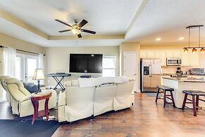 5 Mi to Beach: Family Retreat in Sarasota!