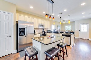 5 Mi to Beach: Family Retreat in Sarasota!