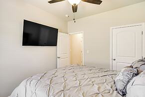 5 Mi to The Square: Athens Home w/ Pool Access!