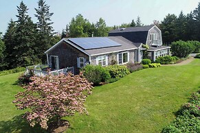 Bay Views: Peaceful Acadia National Park Getaway!