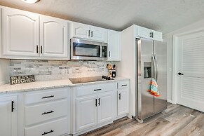 Near Hiking & Fishing: Dale Home w/ Deck!