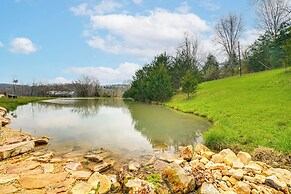 'the Lodge at Crider Creek' Getaway on 140 Acres!