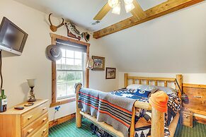 'the Lodge at Crider Creek' Getaway on 140 Acres!