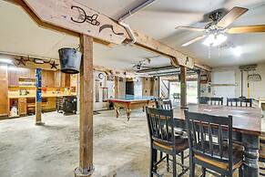 'the Lodge at Crider Creek' Getaway on 140 Acres!