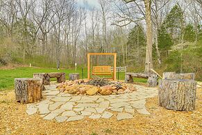 'the Lodge at Crider Creek' Getaway on 140 Acres!