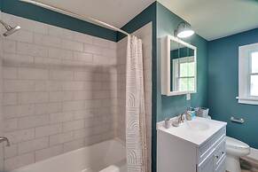 Walk to Stores: Home in Historic Shepherdstown!