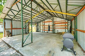 5 Mi to Southern Miss Campus: Unique Family Home!