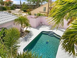 Tranquil Pool Home Near Siesta Key Sarasota