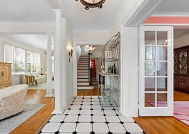 Tranquil Pool Home Near Siesta Key Sarasota