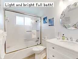 Tranquil Pool Home in Sarasota