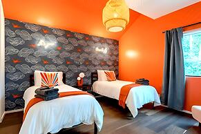 Backyard Pool Oasis Rainey Street 6 min Walk