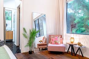 Backyard Pool Oasis Rainey Street 6 min Walk