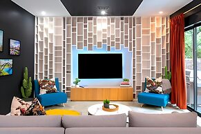 Backyard Pool Oasis Rainey Street 6 min Walk