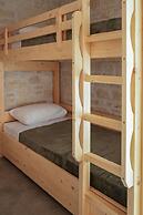 Oliva Emerald Eco - Secluded Off-grid Vineyard Villa