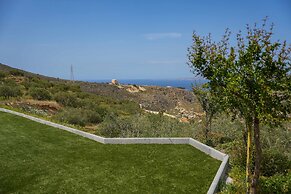 Oliva Emerald Eco - Secluded Off-grid Vineyard Villa