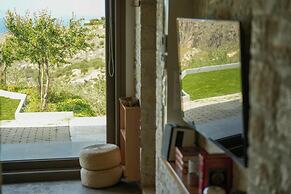 Oliva Emerald Eco - Secluded Off-grid Vineyard Villa