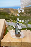 Oliva Emerald Eco - Secluded Off-grid Vineyard Villa