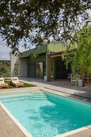 Oliva Emerald Eco - Secluded Off-grid Vineyard Villa