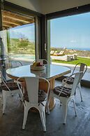 Oliva Emerald Eco - Secluded Off-grid Vineyard Villa