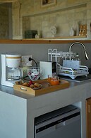 Oliva Emerald Eco - Secluded Off-grid Vineyard Villa