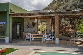 Oliva Emerald Eco - Secluded Off-grid Vineyard Villa