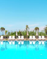 Laristone Suite Spa Hotel