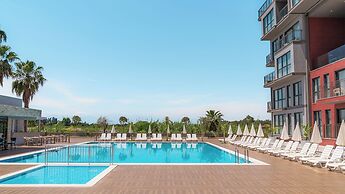 Laristone Suite Spa Hotel