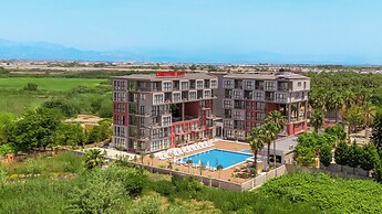 Laristone Suite Spa Hotel