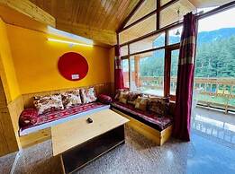 SPRING HOUSE MANALI